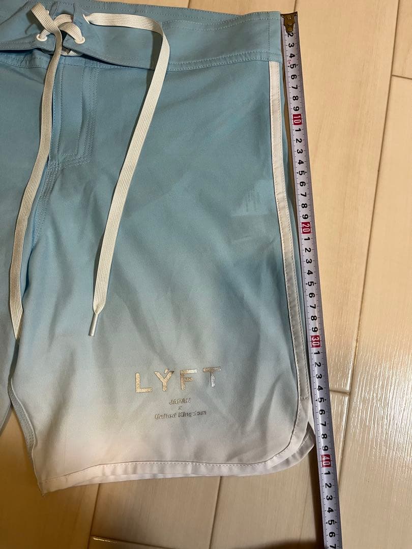 LYFT サーフパンツ Sサイズ
