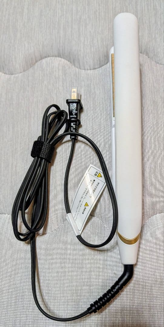 11/26まで値下げ絹女KINUJOストレートヘアアイロンDS100ds-100