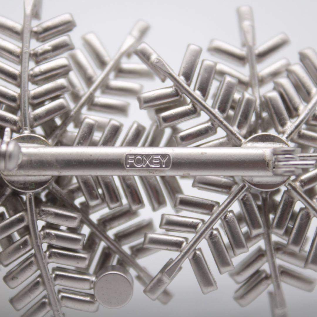 希少美品 FOXEY フォクシー クリスタルブローチ 雪結晶 シルバー 結婚式