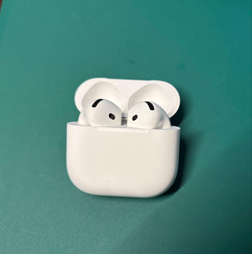 AirPods4 本体 ノイズキャンセル 充電ケース付き