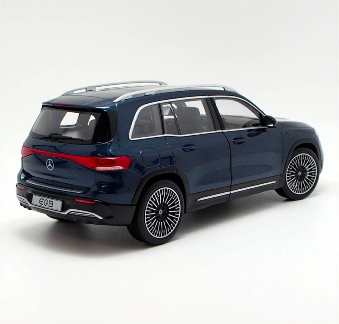 メルセデスベンツ EQB ミニカー 　1/18　車　NZG　ノレブ　京商　ベンツ