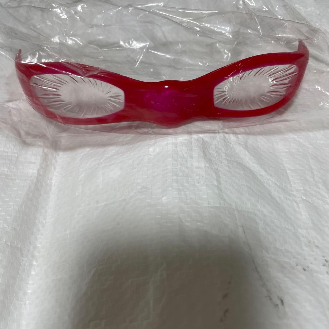 ウルトラマン セブン ウルトラアイ 赤