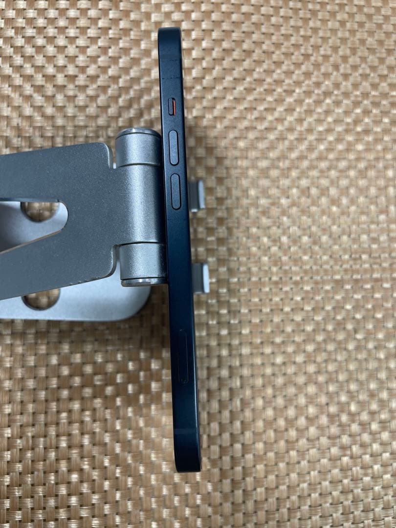 iPhone 13 256 GB ミッドナイトSIMフリー【4447】