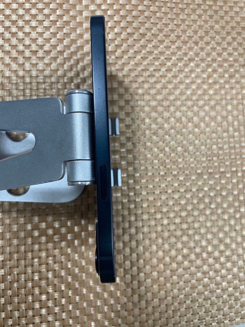 iPhone 13 256 GB ミッドナイトSIMフリー【4447】