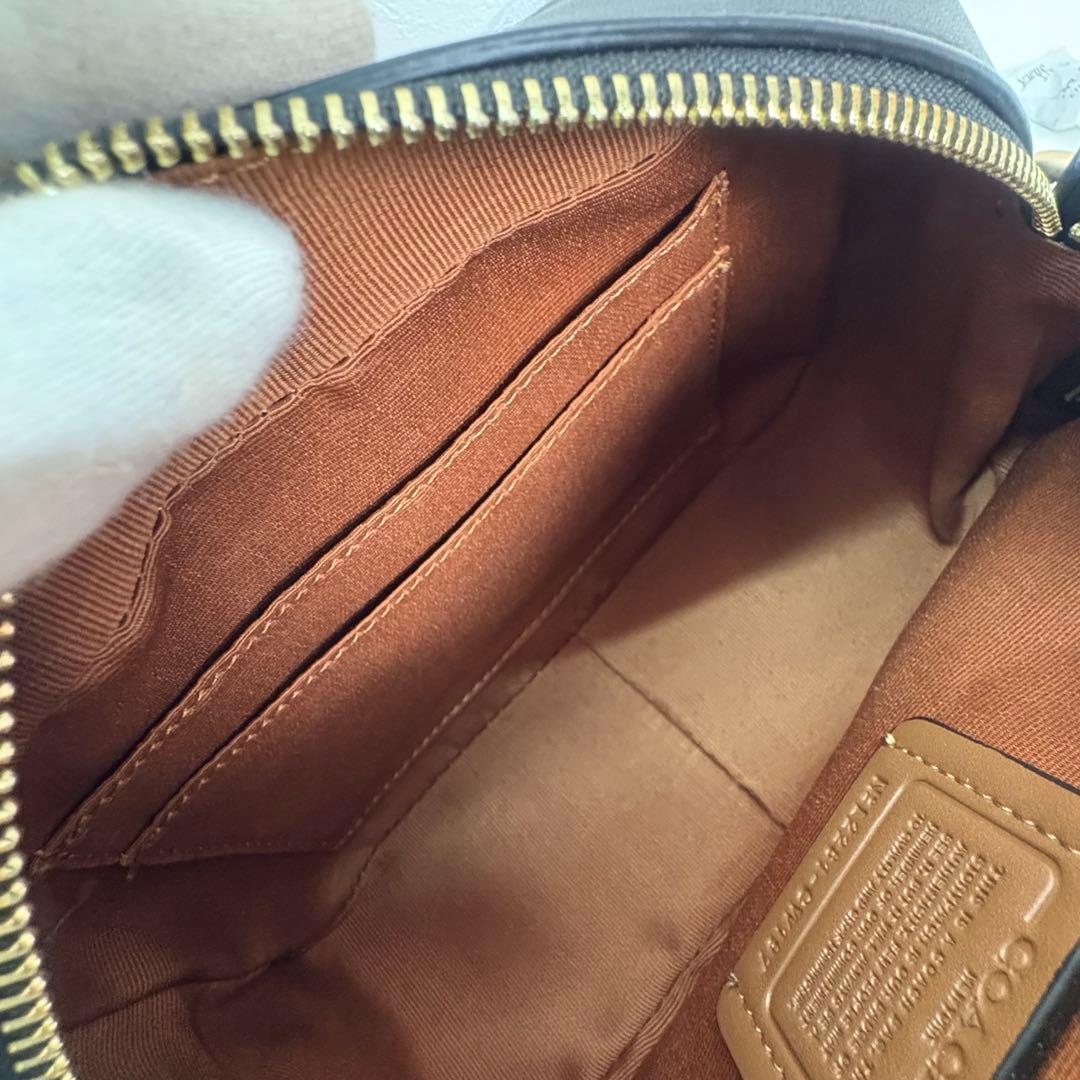 【COACH】 タグ有り サッチェル クロスボディ バッグ シグネチャー