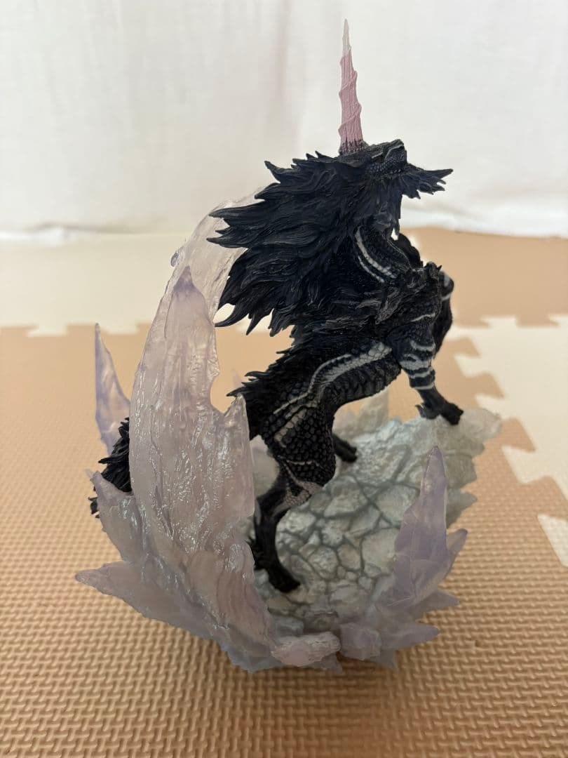 キリン　亜種　クリエイターズモデル　フィギュア　CAPCOM