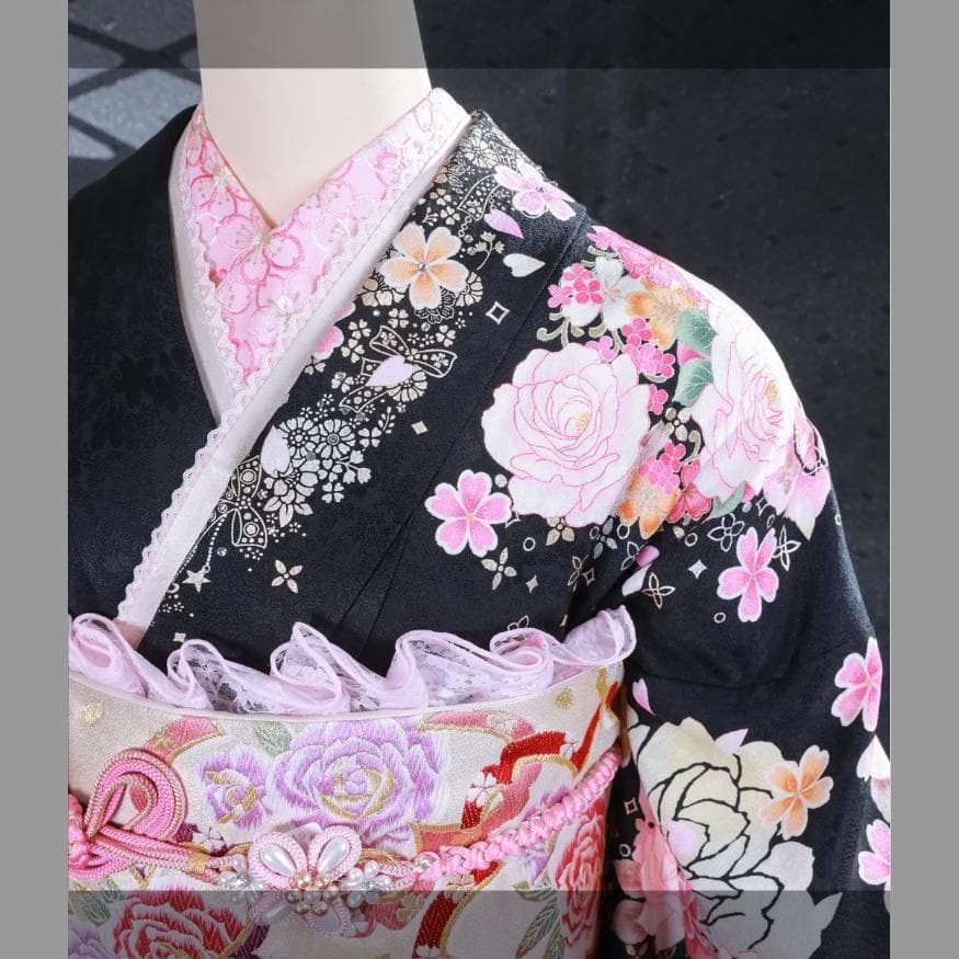【くみこさま専用】振袖セット　美品　ピンク×黒　バラ　かわいい