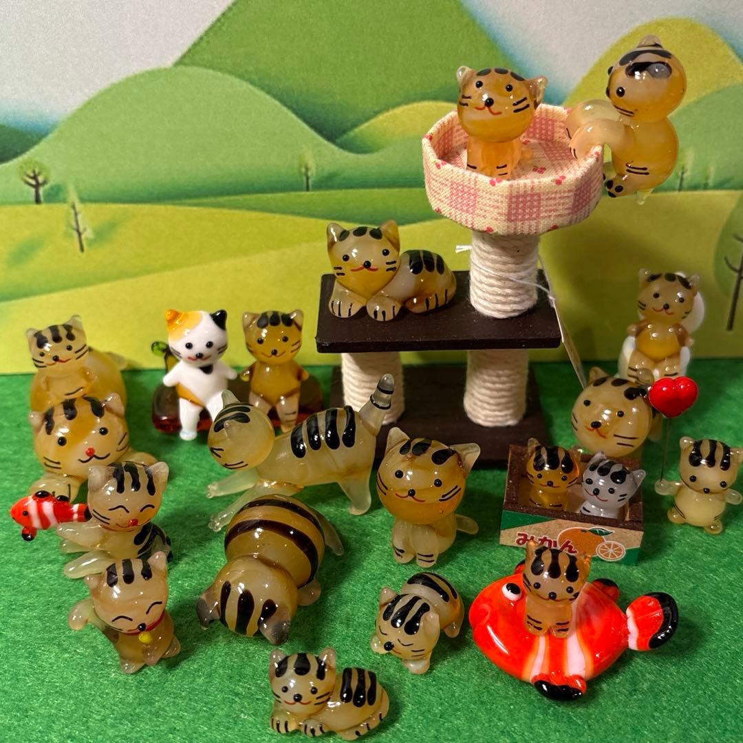 きたのガラス茶トラ　ガラス細工　ミニチュア