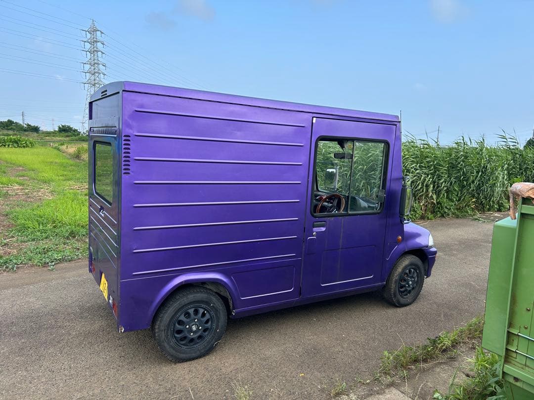 ミニカウォークスルーバン