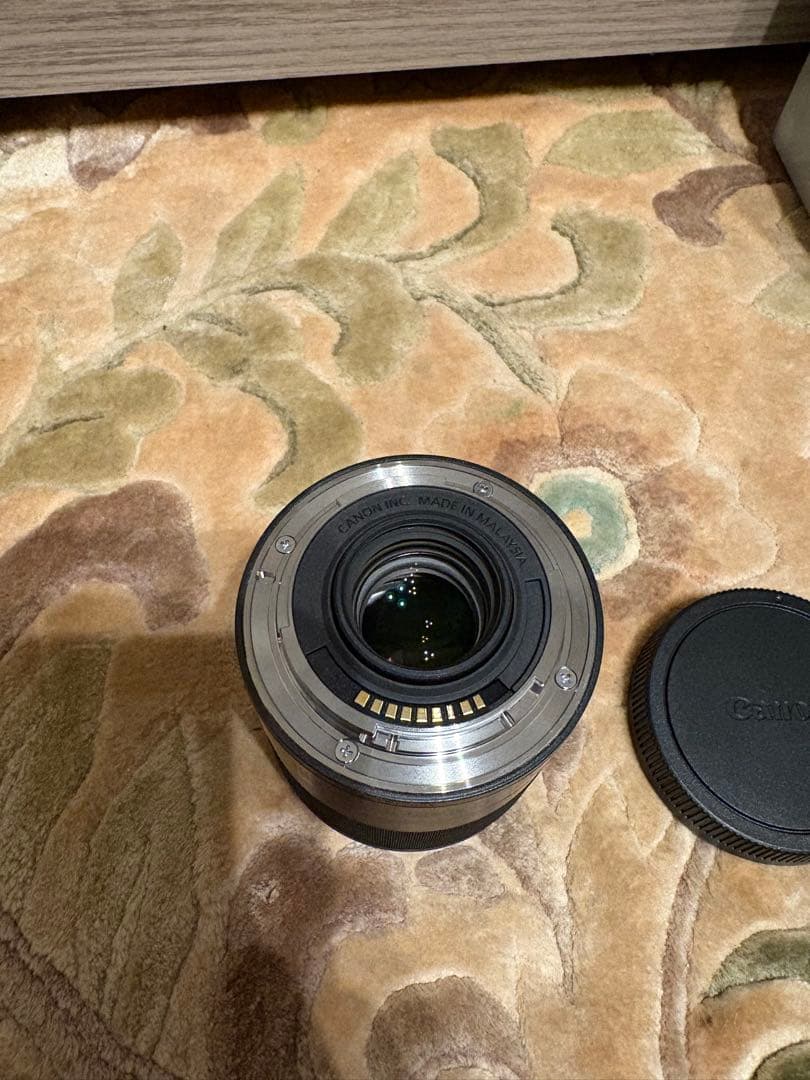 Canon EF-M 32mm f/1.4 STM レンズ