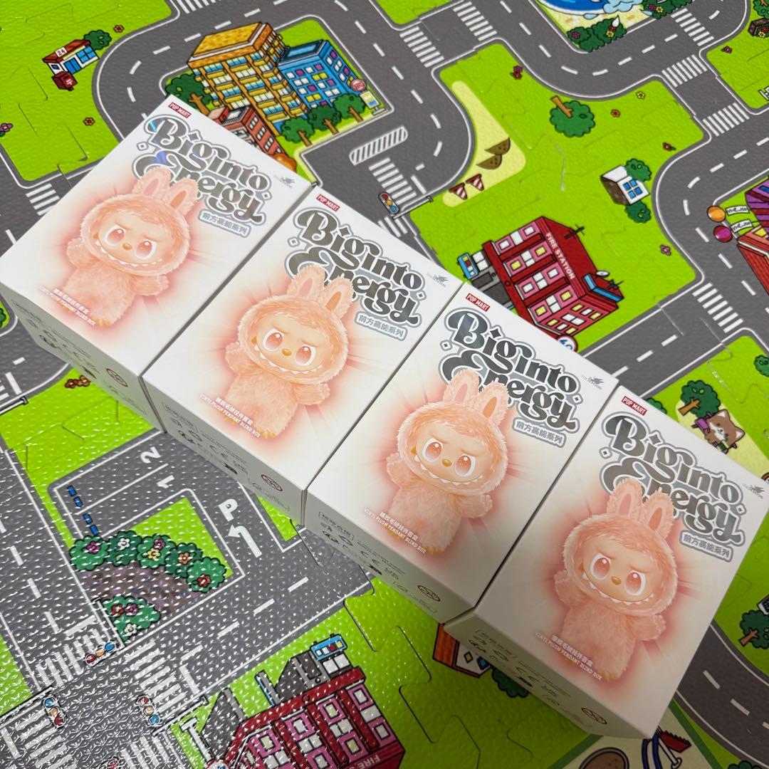 LABUBU THE MONSTERS Big into Energy 4箱