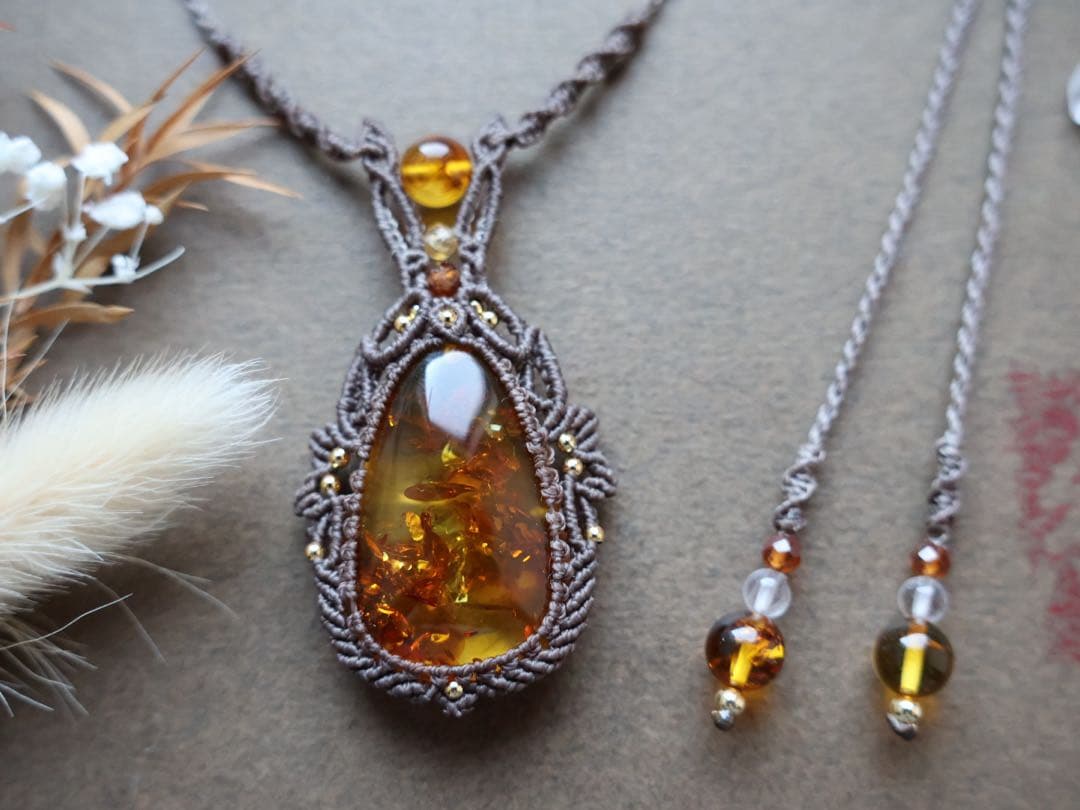 hanatae 琥珀　マクラメ　ネックレス