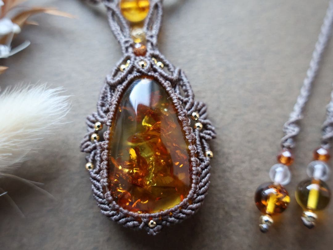 hanatae 琥珀　マクラメ　ネックレス