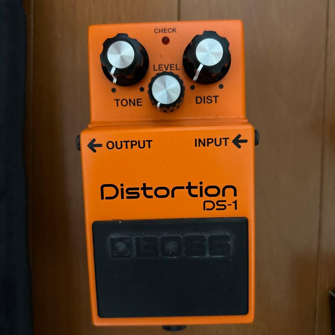 T*K様 レスポールカスタム　BOSS DS-1付き