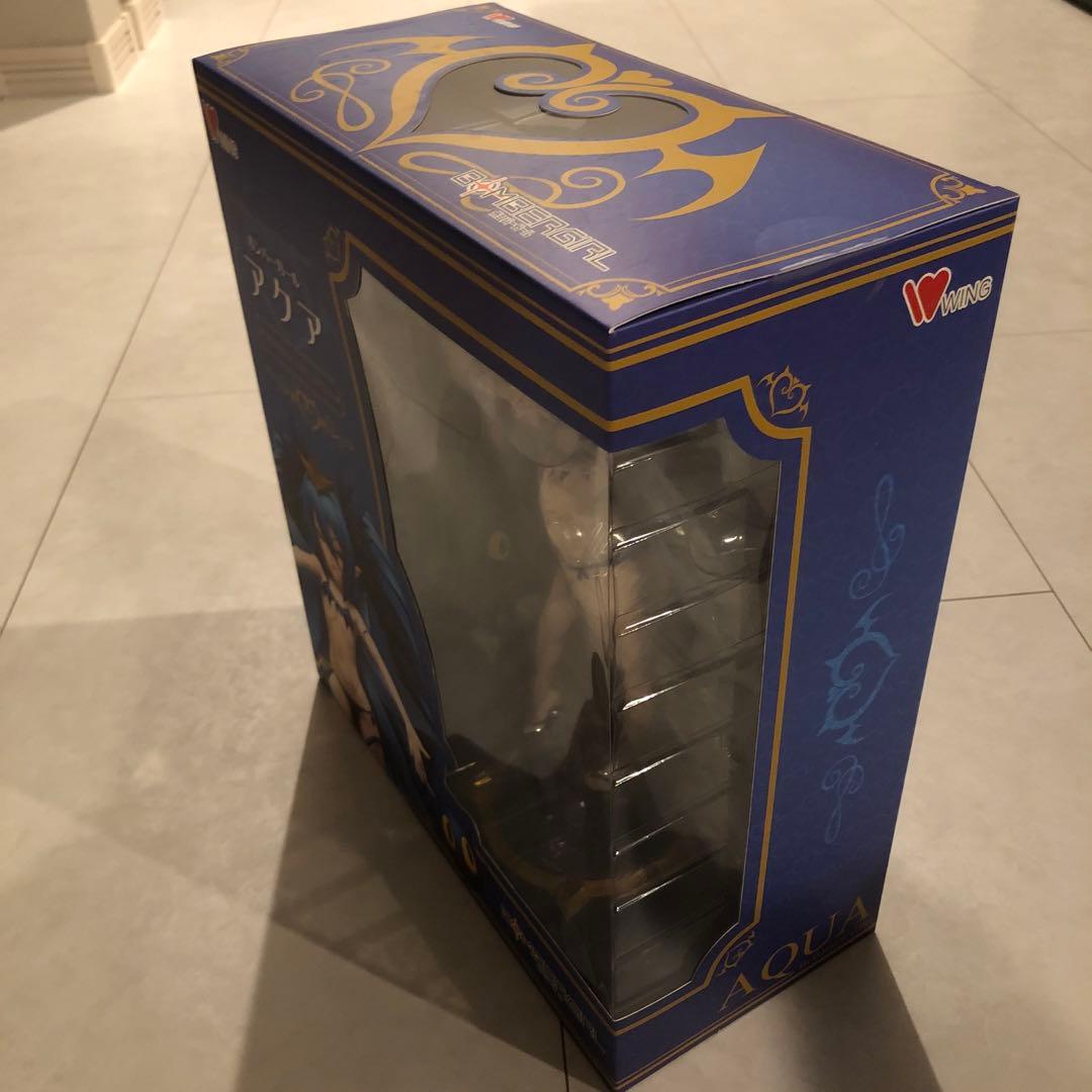 新品未開封 ボンバーガール アクア フィギュア