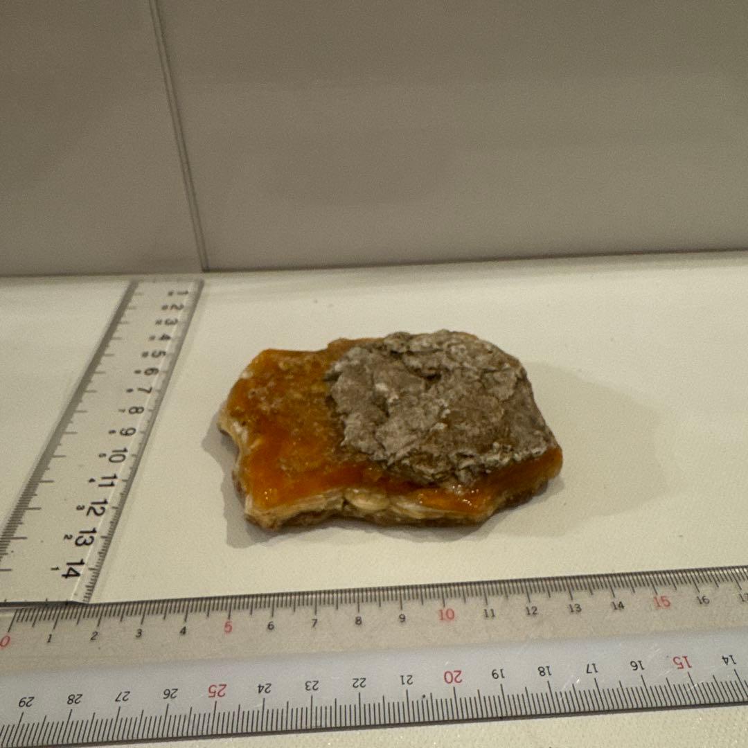 北海道石　然別オパール　蛍光オパール172g