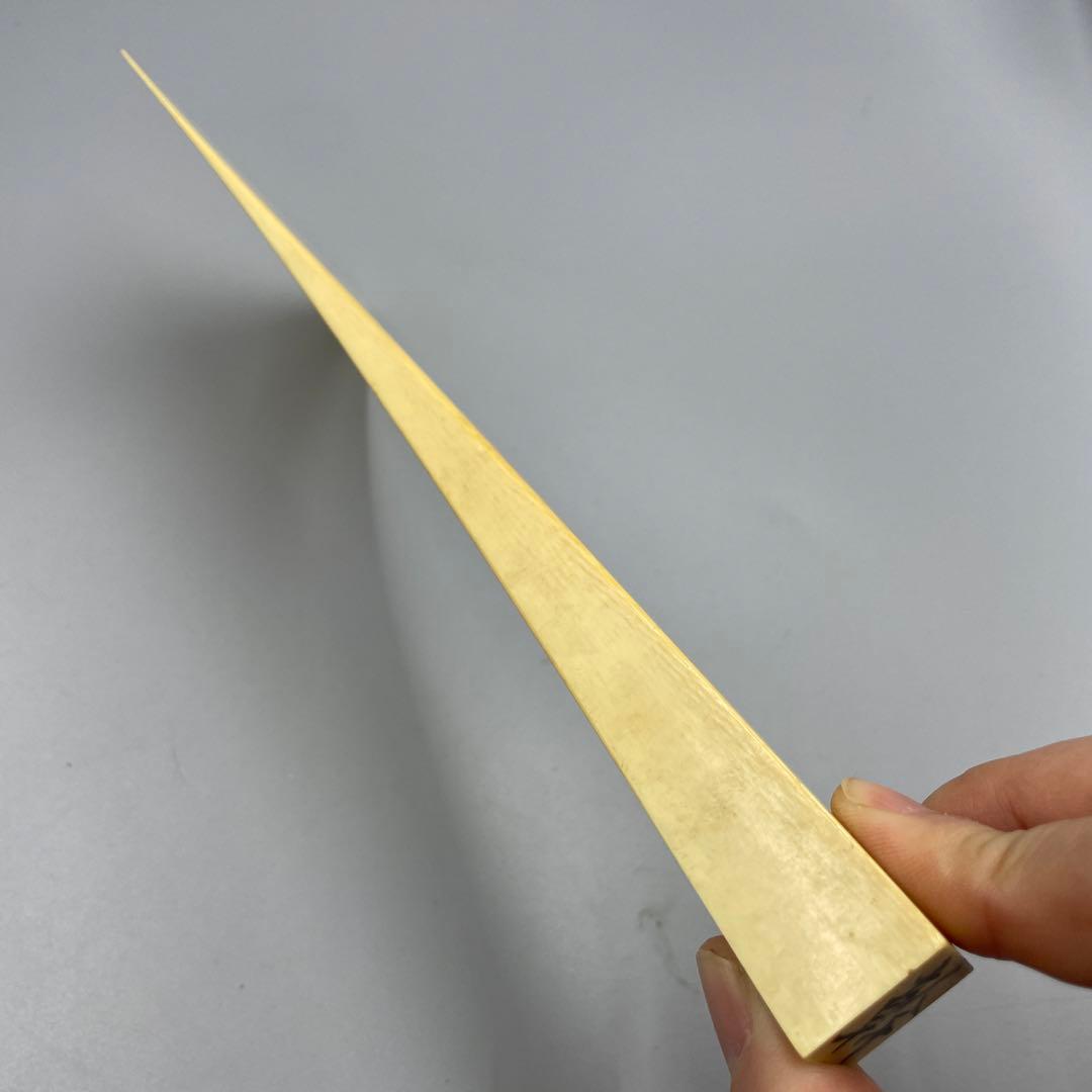 239ヴィンテージ 天然素材　三味線バチ　重さ約98g