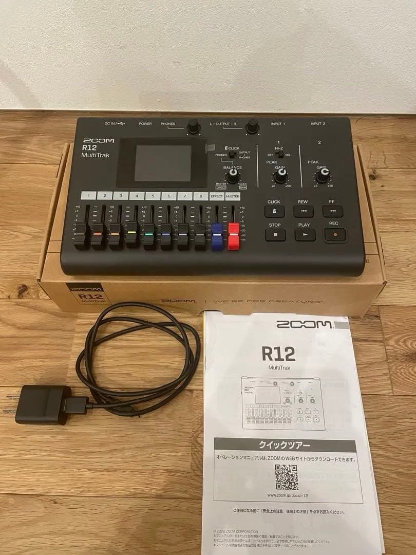 ZOOM R12 マルチトラックレコーダー　MTR