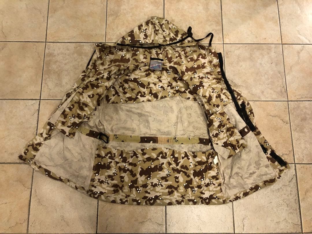 A BATHING APE 迷彩フード付きジャケット