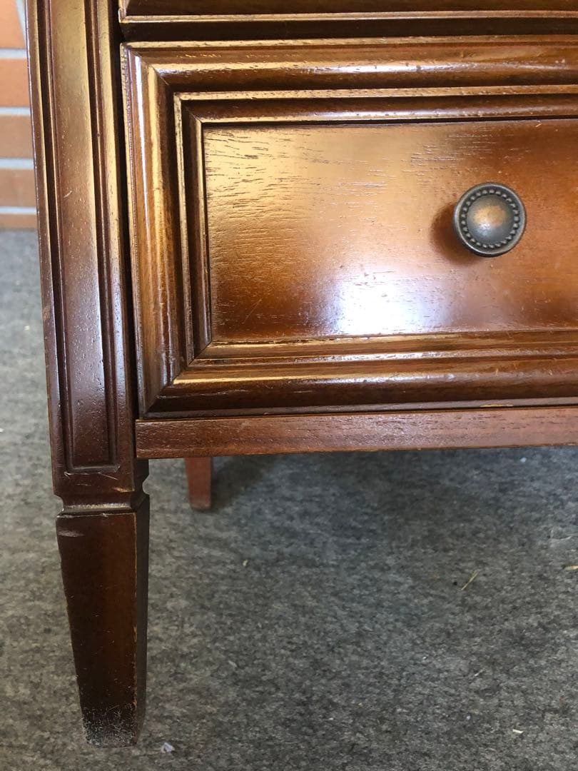 チェスト　ヨーロピアン風　アンティーク調　ヴィンテージ　花台　フラワースタンド