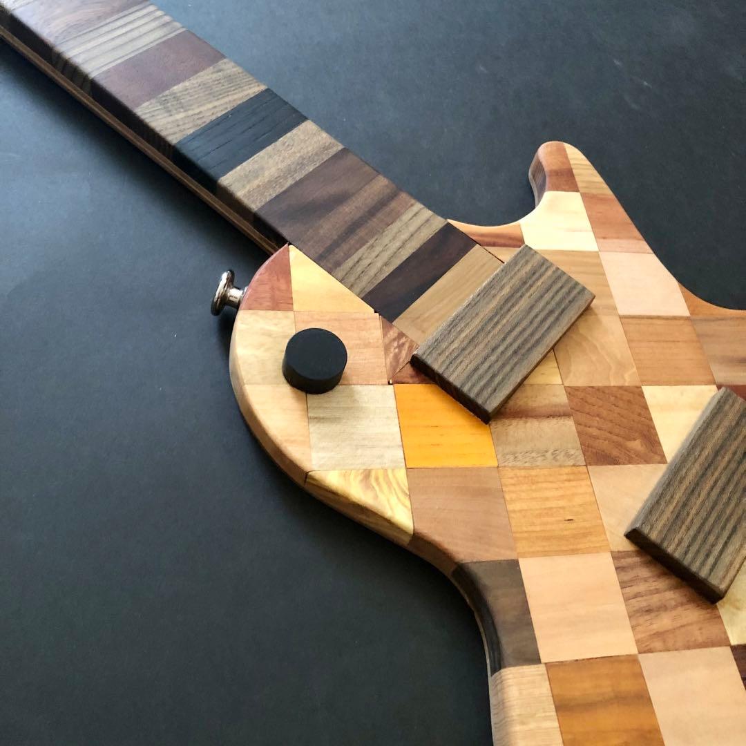 寄せ木アート　エレキギター　ハンドメイド　インテリア　銘木寄せ木