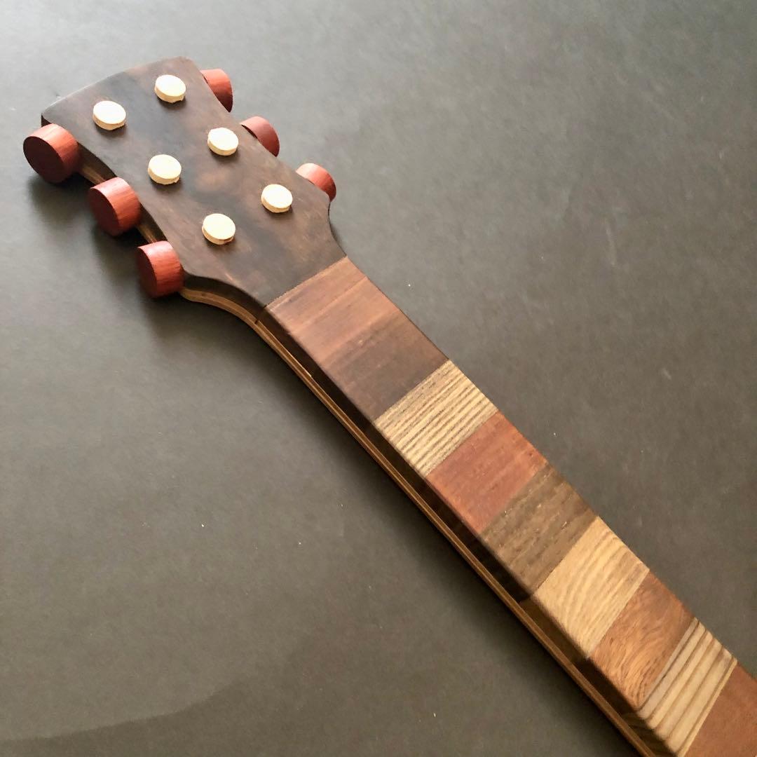 寄せ木アート　エレキギター　ハンドメイド　インテリア　銘木寄せ木