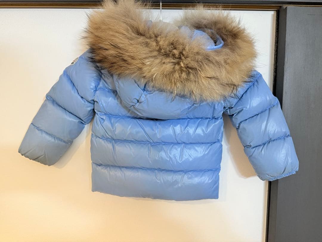 【美品】モンクレール　ファー付きダウン2Y (90-100cm)ライトブルー