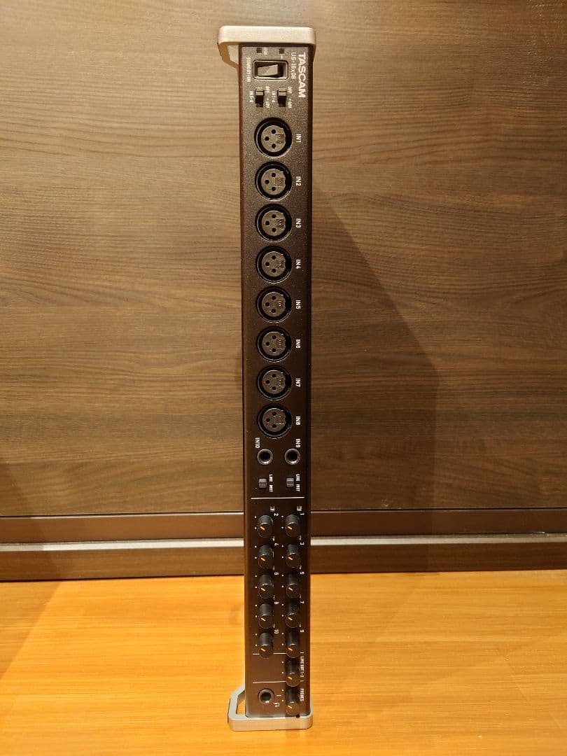 TASCAM US-16x08 オーディオインターフェイス