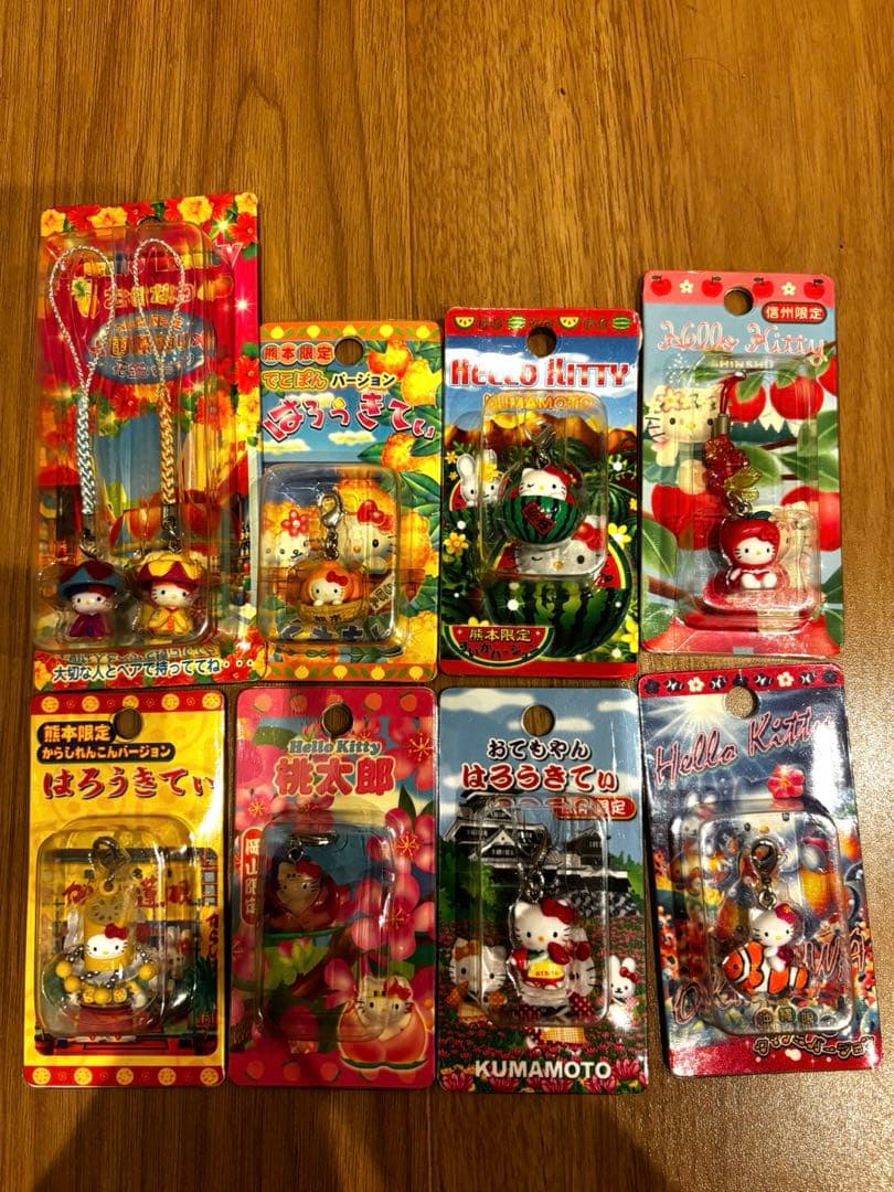 ご当地キティ46個まとめ売り 根付け ストラップ キーホルダー レア