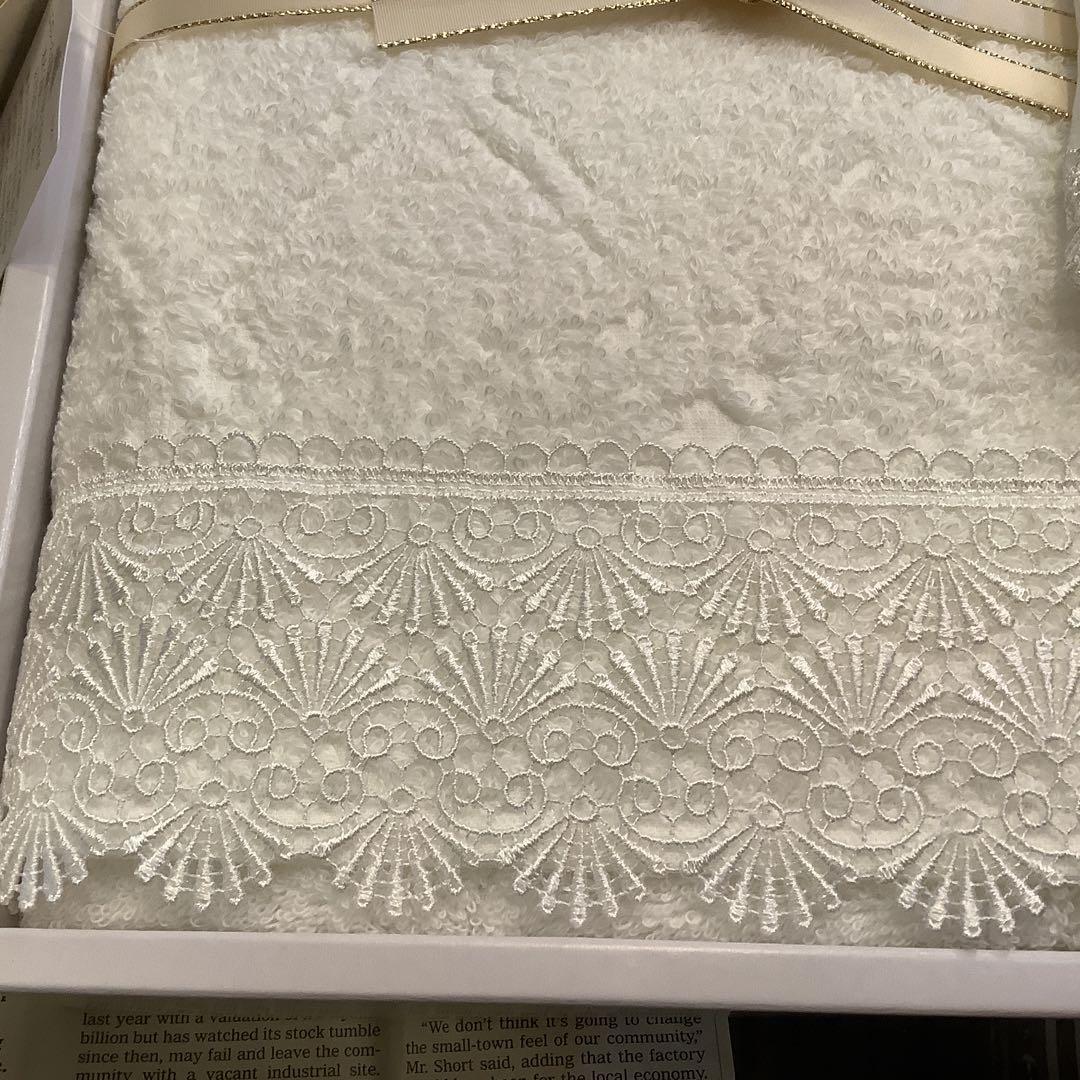 新品 バスタオル CHIKAZAWA 近沢レース 内野 タオルセット ハンカチ