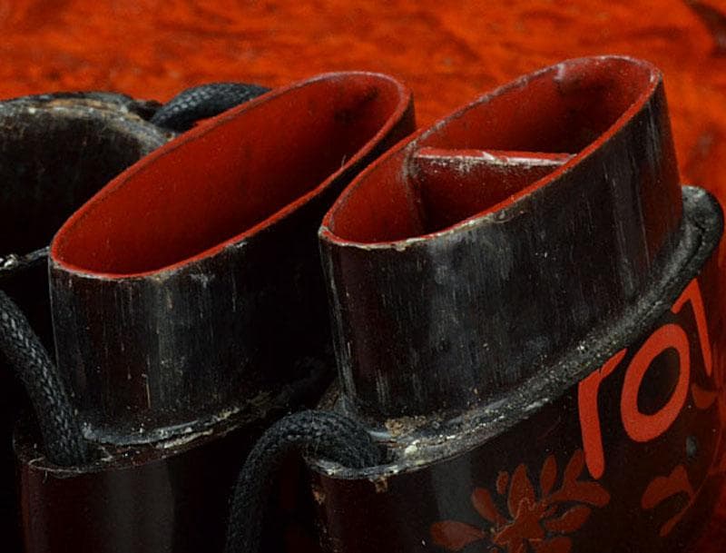 時代提げ物　朱蒔絵寿文字印籠　銅鍔根付　V　R4751