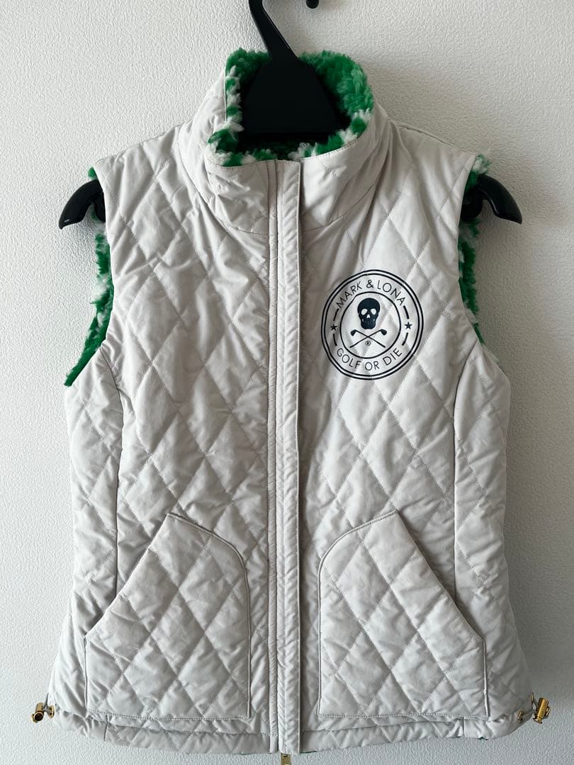 マークアンドロナ リバーシブルベスト