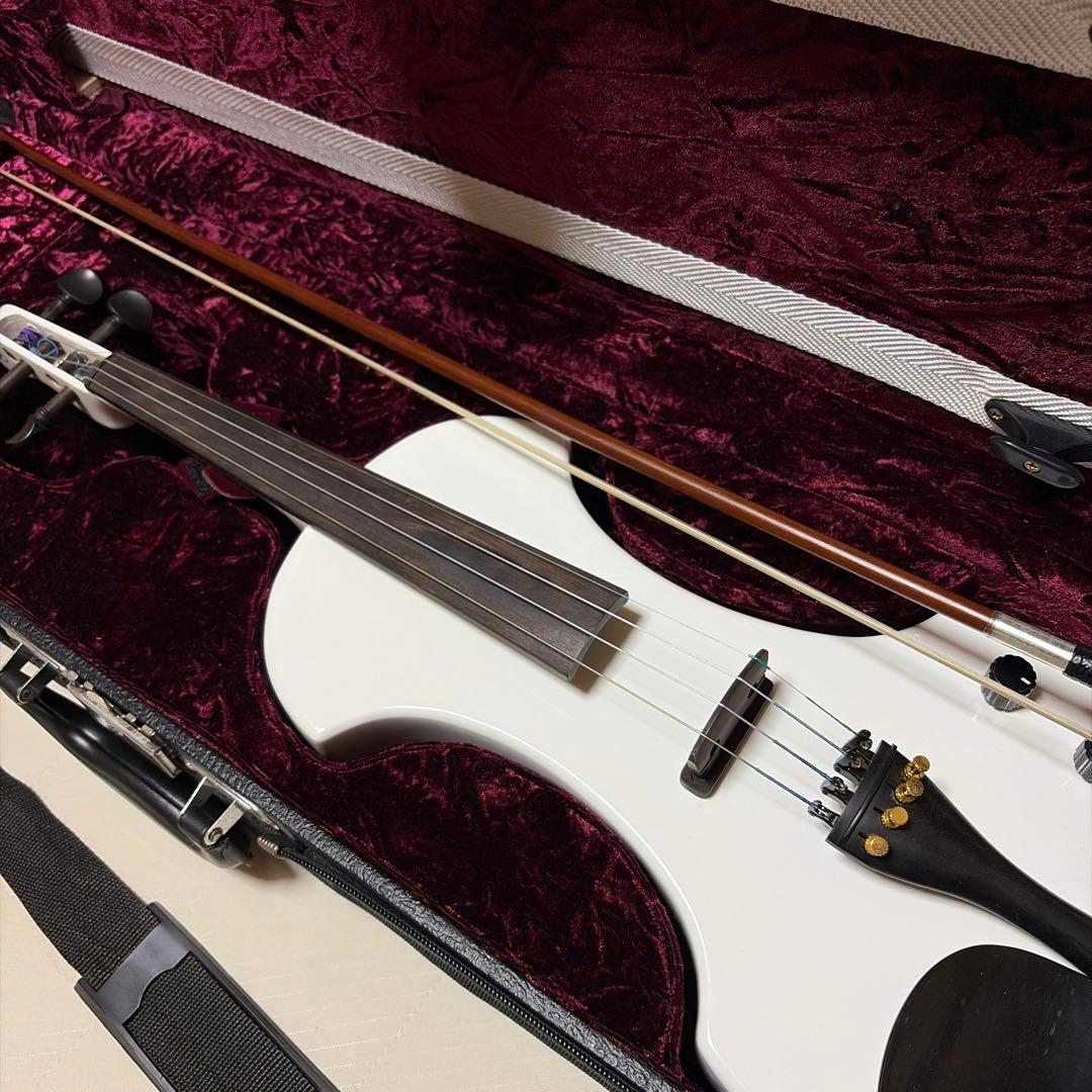 Fender FV-1 エレキバイオリン ホワイト