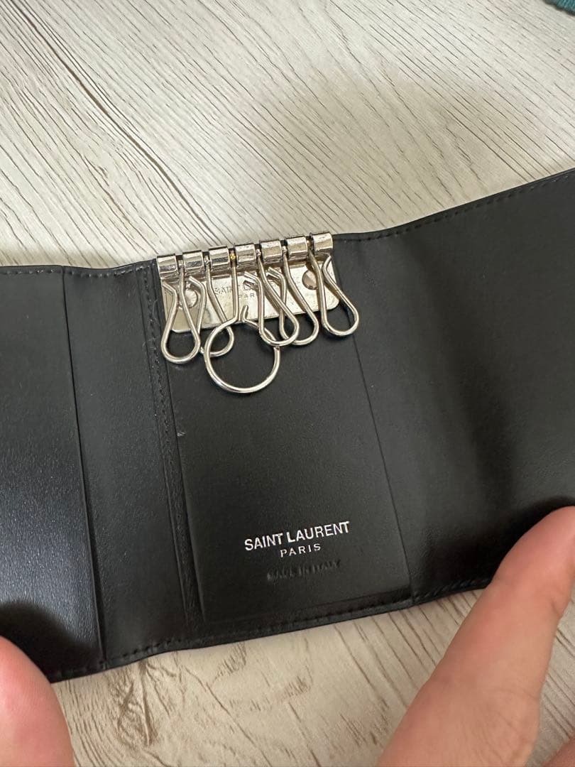 SAINT LAURENT ブラックキーケース