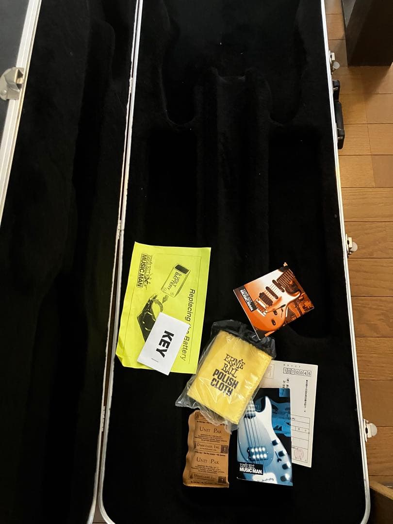 Music Man StingRay 2005年　 エレキベース ナチュラル