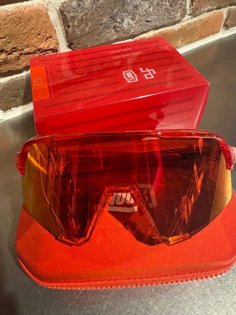 100% ワンハンドレッド　サガン　S3