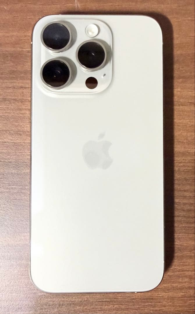 iPhone15 Pro 256GB ナチュラルチタニウム SIMフリー