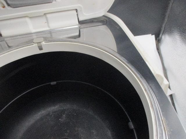 送料無料　パナソニック 圧力IHジャー炊飯器 SR-MPW182 2022年製