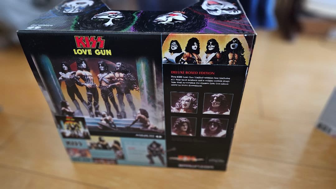 KISS LOVE GUN デラックスボックス版 フィギュア