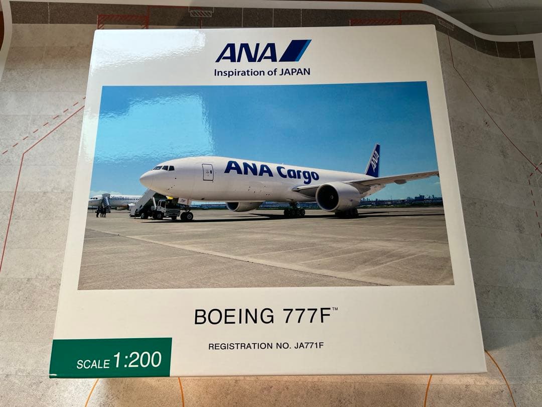 完成品！ANA Cargo Boeing 777F 1/200 全日空商事