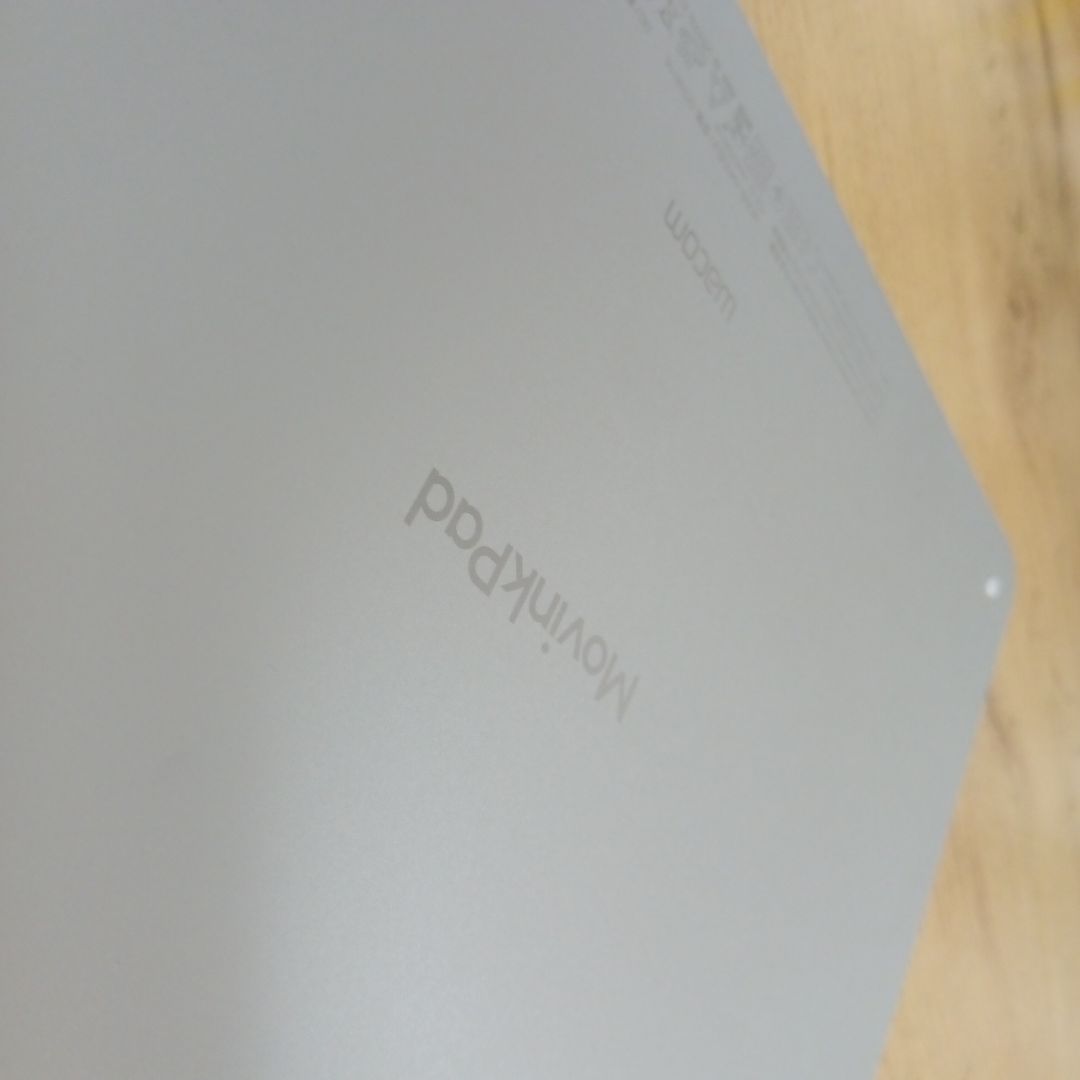 液タブ・ペンタブ wacom MovinkPad11