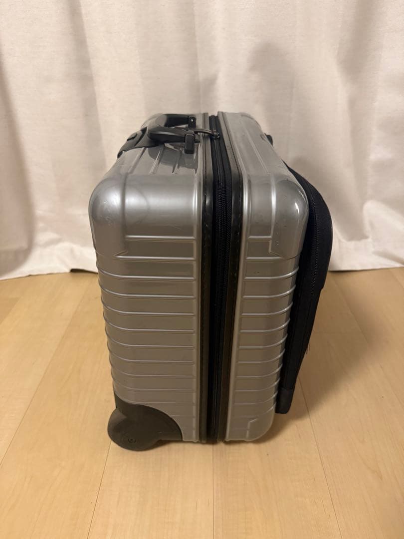 【値下げ】RIMOWA　シルバー　スーツケース　ルフトハンザ　ビジネス　42L
