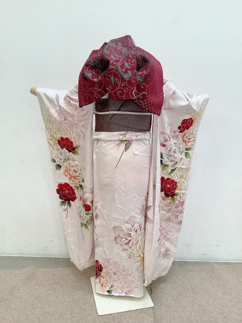 うすピンクの可愛らしい牡丹の振袖フルセット