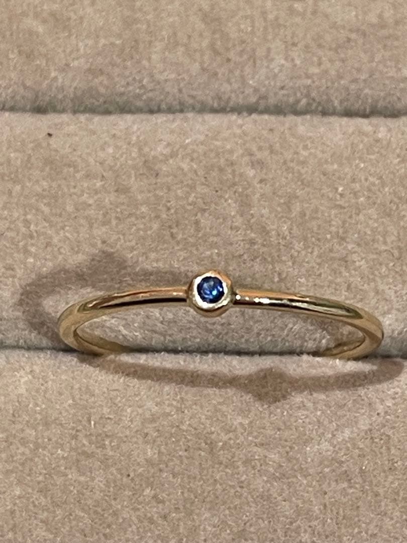 Jouete. K10ゴールド サファイアリング