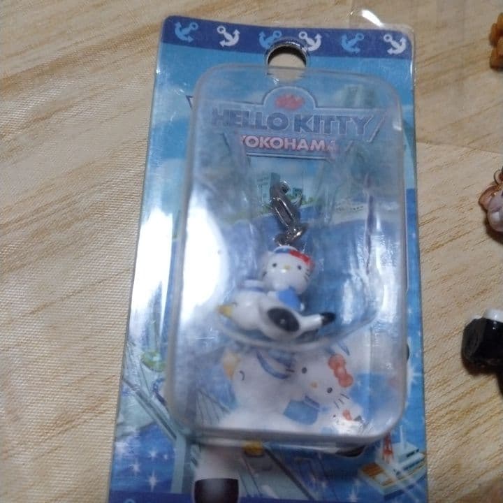 キティちゃんご当地ストラップ14個セット