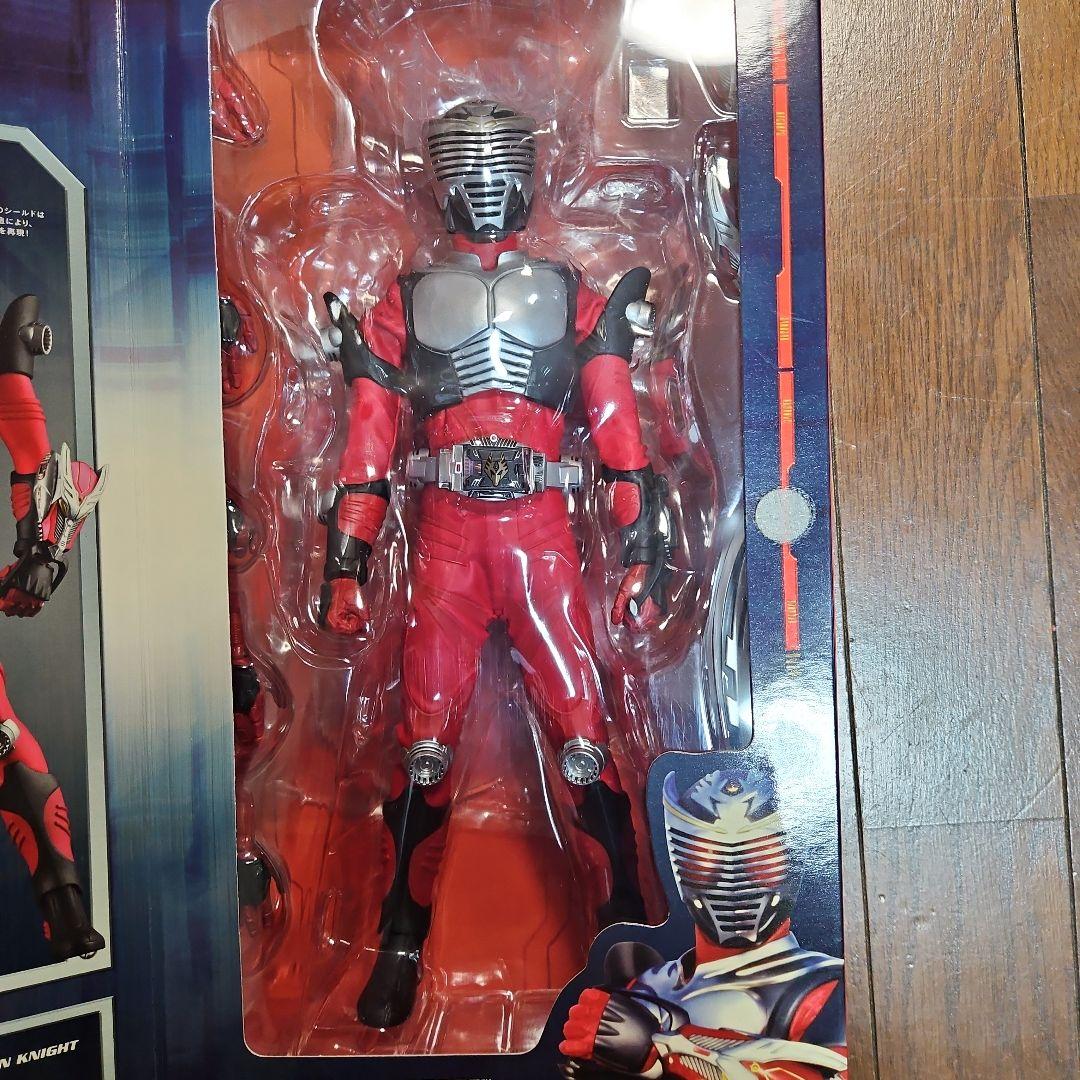 リアルアクション　DRAGON KNIGHT 　仮面ライダー龍騎