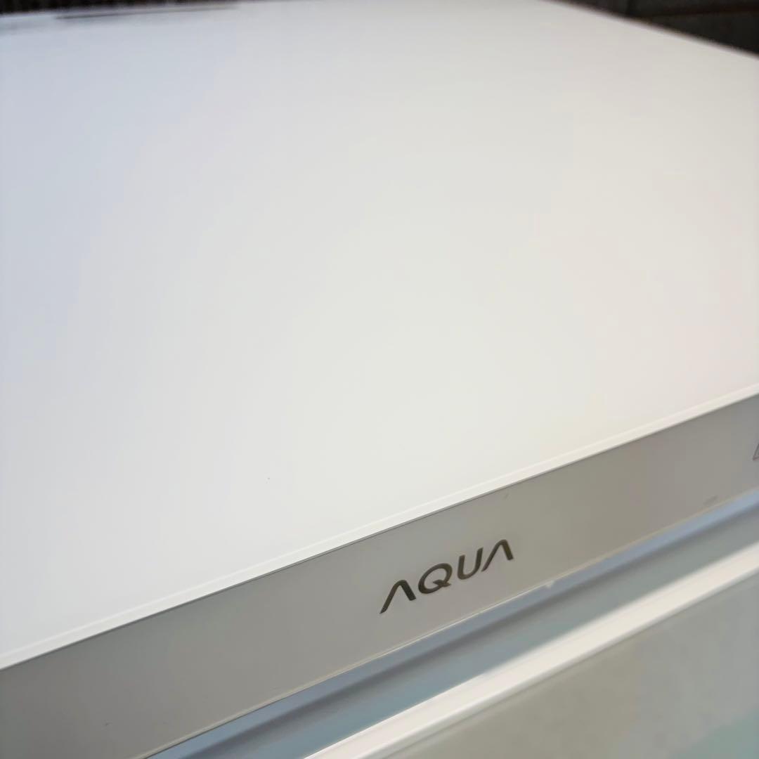 美品 2023年製 100L 冷凍庫 AQUA ガラス天板【地域限定配送無料】