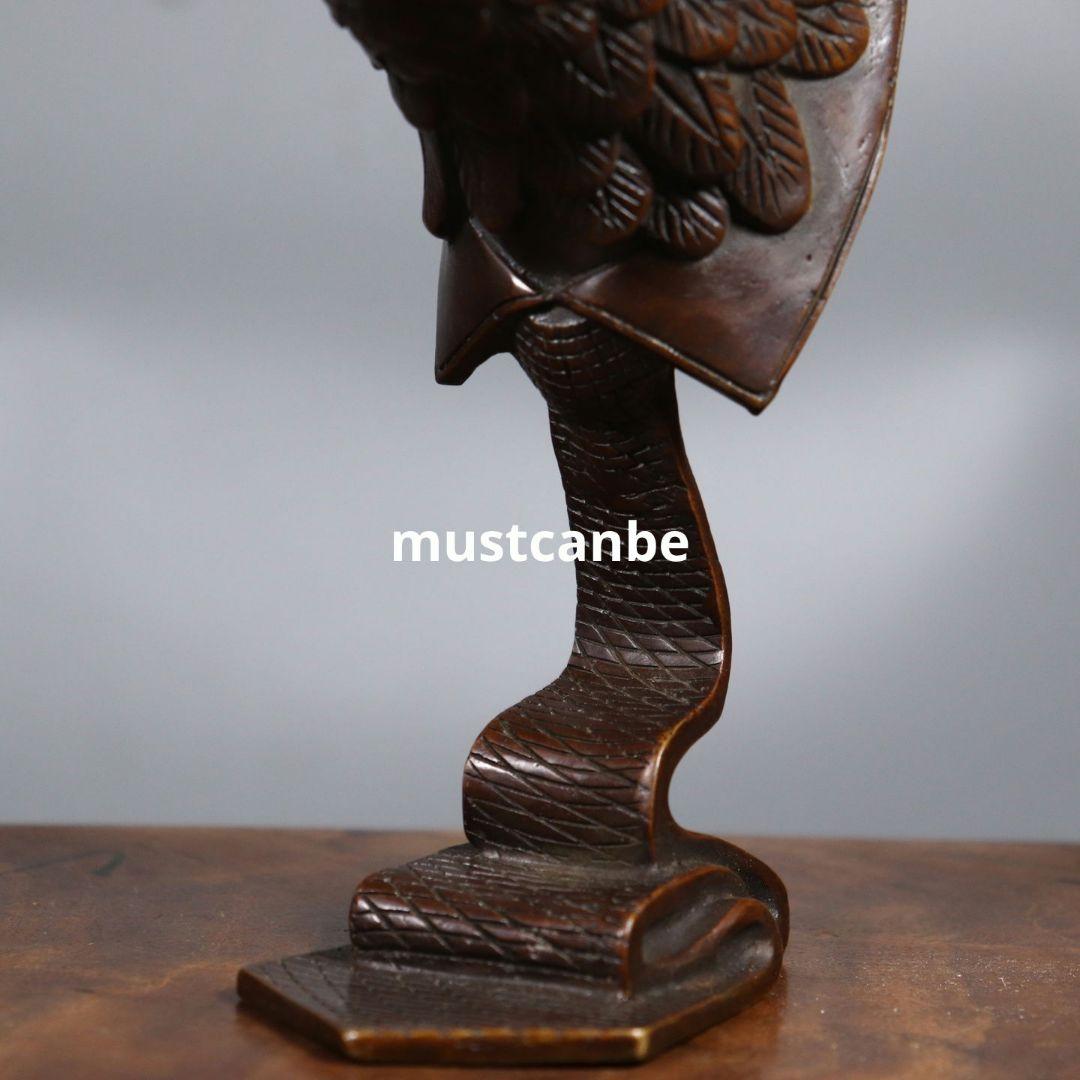 銅制 鷹頭 形独特な 装飾品 工芸品 置物