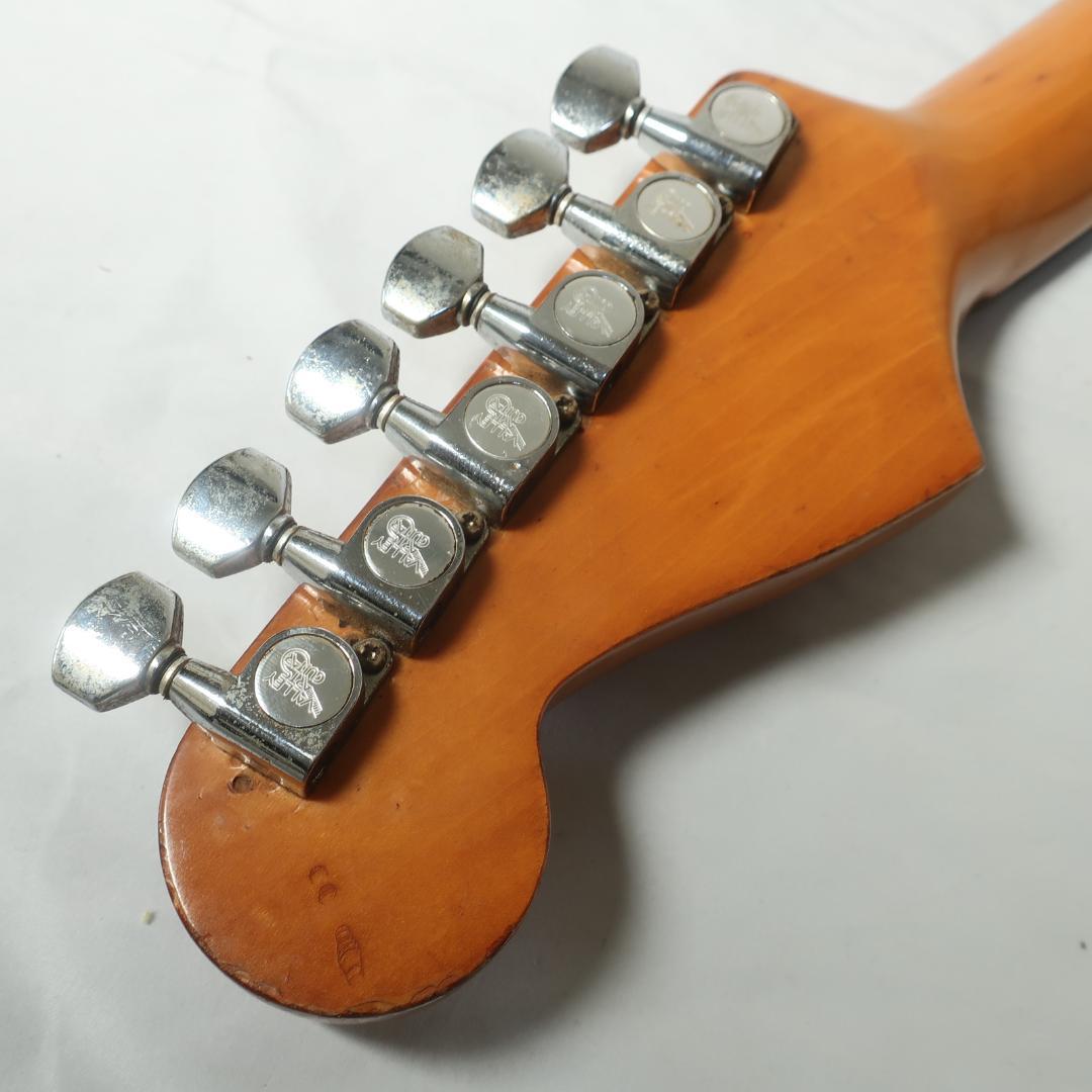 Valley Arts Guitarsペグ装備 ストラトキャスタータイプ ギター
