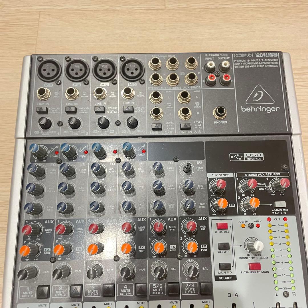 【送料無料】Behringer XENYX 1204USB アナログミキサー